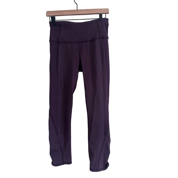 Lululemon Purple Cropped Leggings Size 6 - Picture 1 of 6